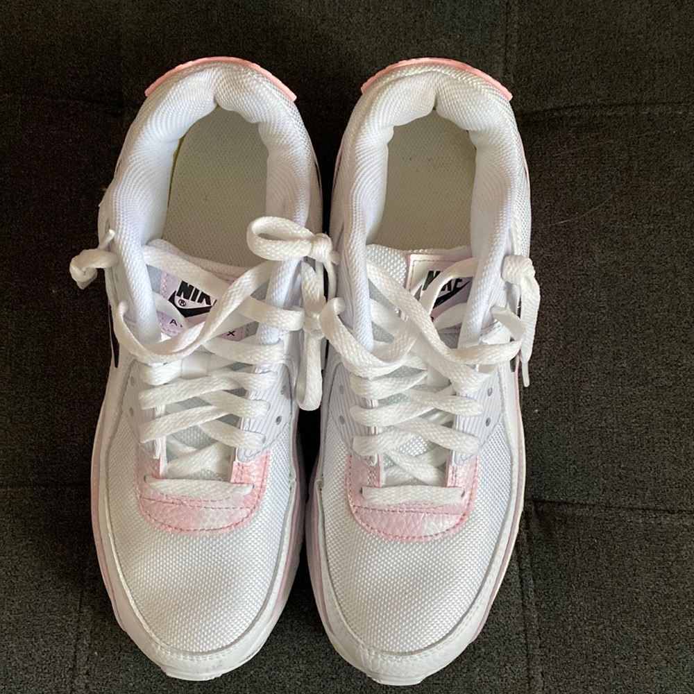 Nike Air Max Size 7Y